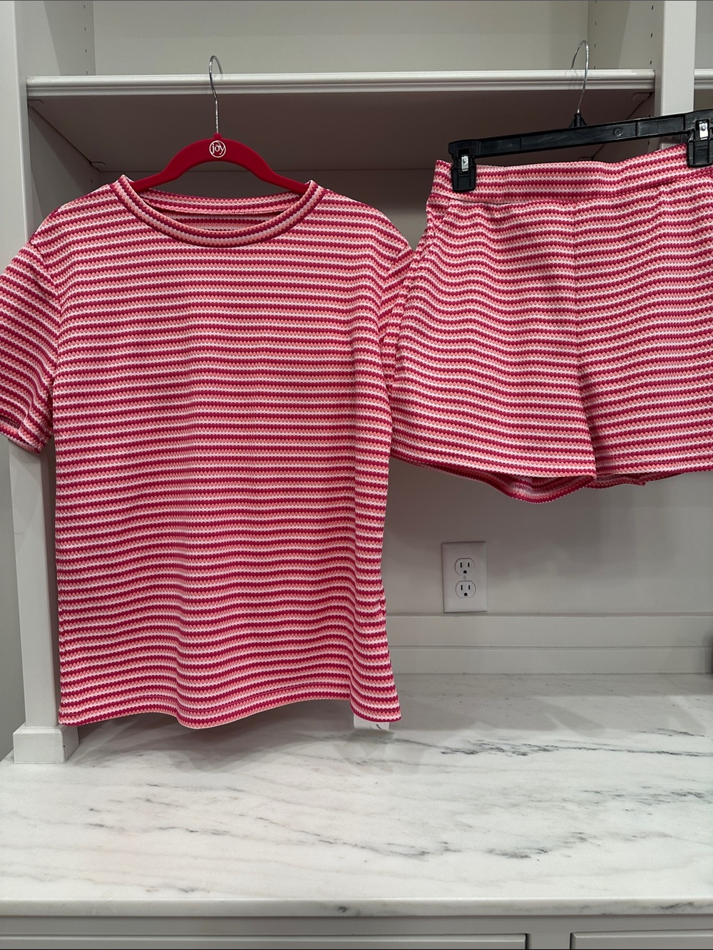Fisoew small pink and white ribbed  short set.  New